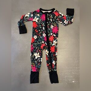 0-3m Little Sleepies Black Festive Poinsettia Bamboo Zippy